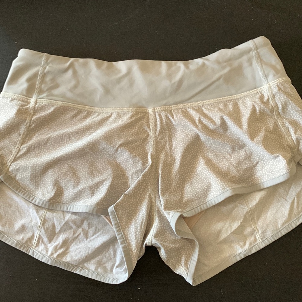 Lululemon floral shorts 4